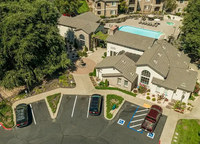 Photo of 9589 Four Winds Dr, Elk Grove, CA 95758