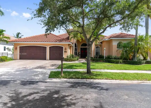 Property at 13732 NW 11th Ct, Pembroke Pines, FL, 33028, 6 beds, 3.5 baths, [object Object]