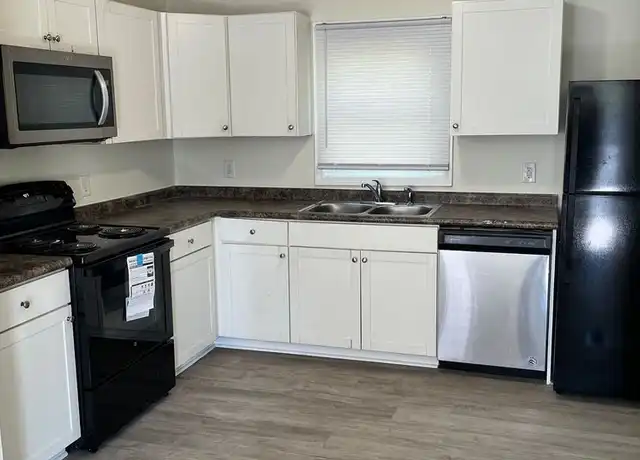 Property at 9 Fisher Pl Unit A, Durham, NC, 27707, 2 beds, 1 bath, [object Object]