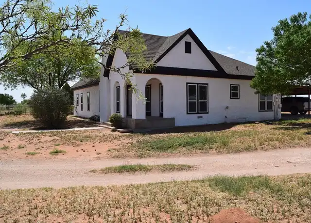 Property at 2205 N County Road 1147, Midland, TX, 79705, 3 beds, 2 baths, [object Object]
