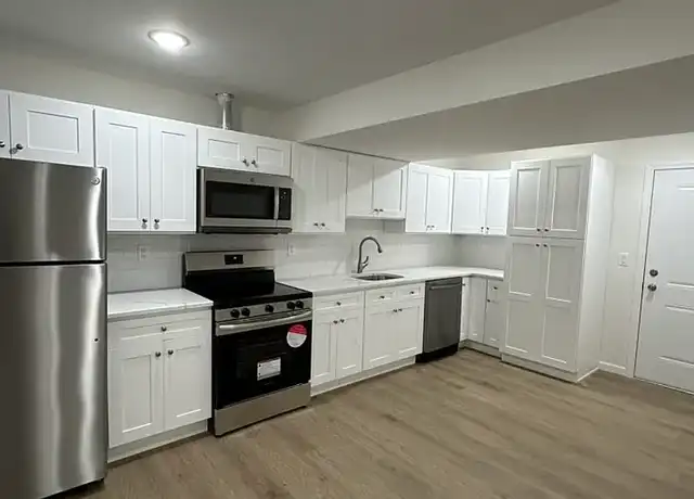 Property at Wisse St. Building - 34 Wisse St, Lodi, NJ, 07644, 3 beds, 2 baths, [object Object]