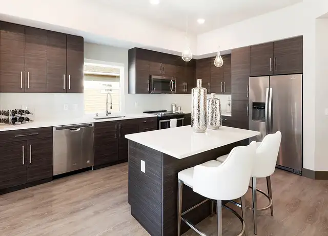 Photo of 1 Blu Harbor Blvd, Redwood City, CA 94063