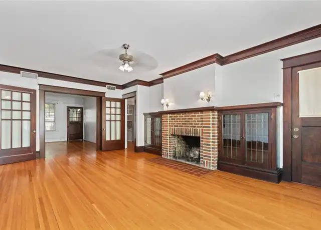 Property at 806 Winbern St Unit 3, Houston, TX, 77002, 2 beds, 1 bath, [object Object]