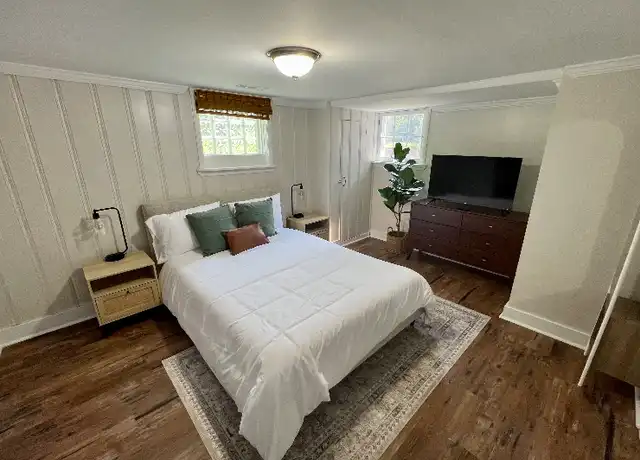 Property at 331 Westshire Rd, Baltimore, MD, 21229, 1 bed, 1 bath, [object Object]