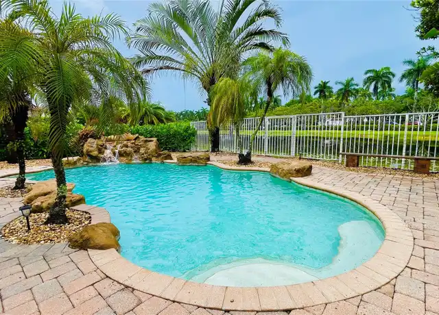 Property at 3898 Falcon Ridge Cir, Weston, FL, 33331, 6 beds, 4 baths, [object Object]