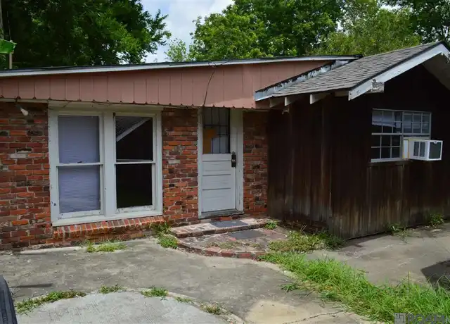 Property at 642 1/2 S Eugene St, Baton Rouge, LA, 70806, 1 bed, 1 bath, [object Object]