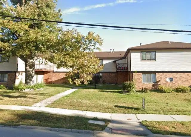Property at 306 29th Street Dr SE Unit 202, Cedar Rapids, IA, 52403, 1 bed, 1 bath, [object Object]