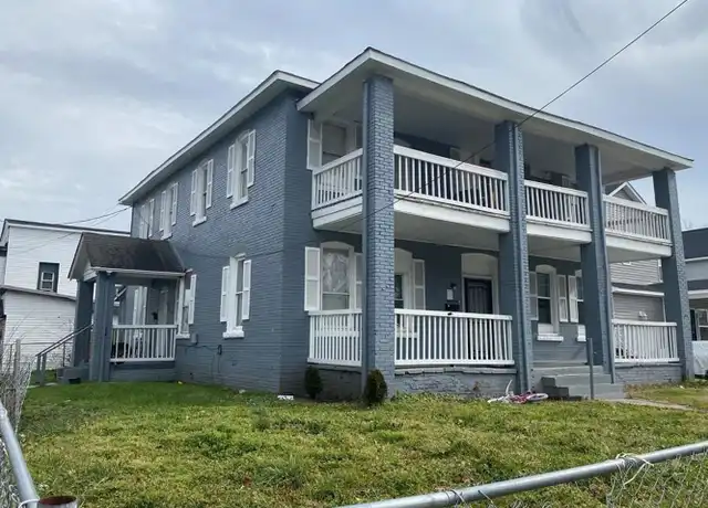 Property at 1503 Elm Ave Unit A, Portsmouth, VA, 23704, 4 beds, 2 baths, [object Object]