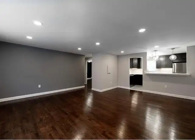 Property at Sunset Rock Apartments - 126 New Britain Ave, Plainville, CT, 06062, 2 beds, 1 bath, [object Object]