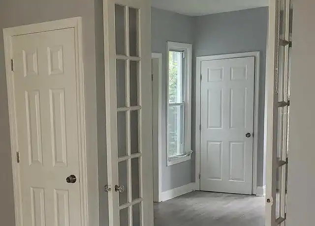 Property at 54 E Centre St Unit 1, Woodbury, NJ, 08096, 1 bed, 1 bath, [object Object]