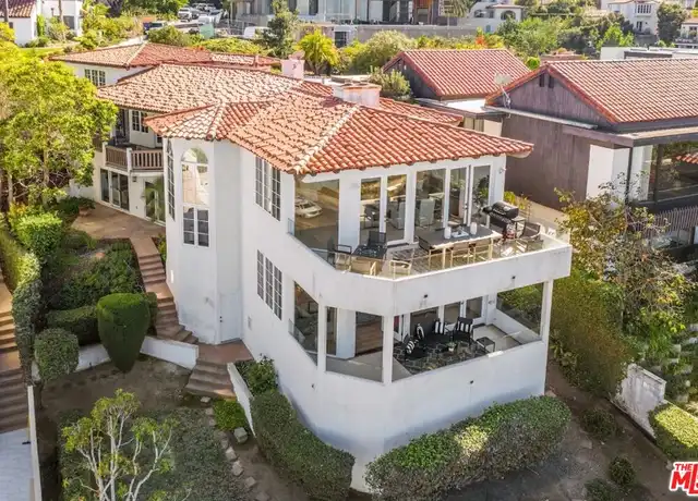 Property at 7782 Lookout Dr, La Jolla, CA, 92037, 4 beds, 4.5 baths, [object Object]