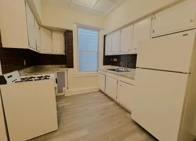 Property at 758 Tyler St Unit 3, Pittsfield, MA, 01201, 1 bed, 1 bath, [object Object]