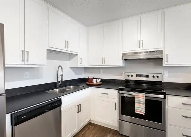 Property at Tylia Apartments - 6400 Sycamore Ln N, Maple Grove, MN, 55369, 1-2 bed, 1-2 bath, [object Object]