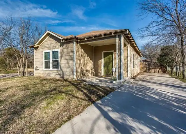 Property at 1601 E Leuda St, Fort Worth, TX, 76104, 3 beds, 2 baths, [object Object]