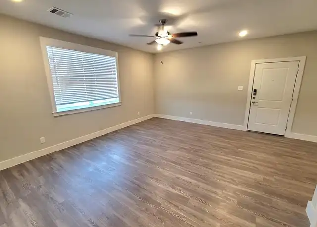 Property at 1620 Oak Tree Dr Unit 3210, Houston, TX, 77080, 2 beds, 2 baths, [object Object]