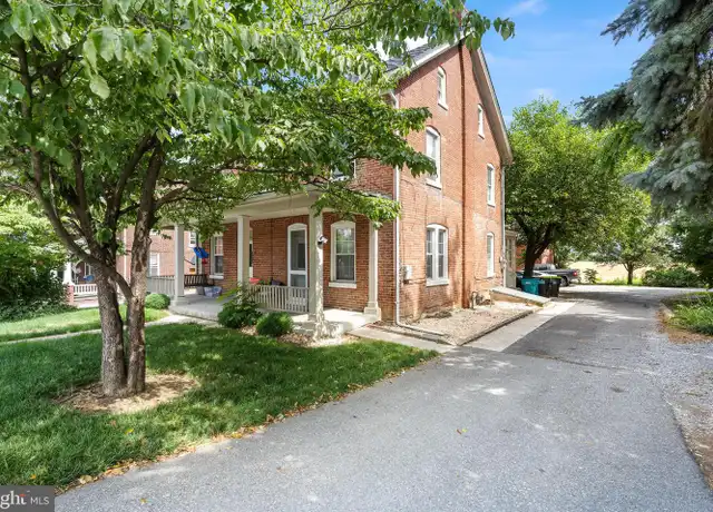 Property at 19332 Longmeadow Rd Unit 1A, Hagerstown, MD, 21742, 2 beds, 1 bath, [object Object]
