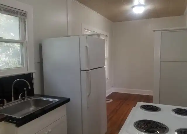 Property at 703 W French Pl Unit 6, San Antonio, TX, 78212, 1 bed, 1 bath, [object Object]