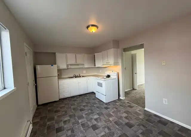 Property at 2860 Taft Ave SW Apt 4, Wyoming, MI, 49519, 2 beds, 1.5 baths, [object Object]