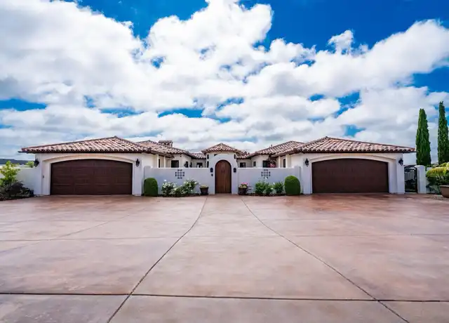 Property at 604 Camino de Orchidia, Encinitas, CA, 92024, 4 beds, 3.5 baths, [object Object]