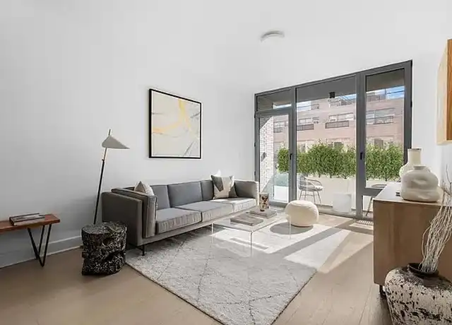 Property at 526 Union Ave, Brooklyn, NY, 11211, 1 bed, 1 bath, [object Object]