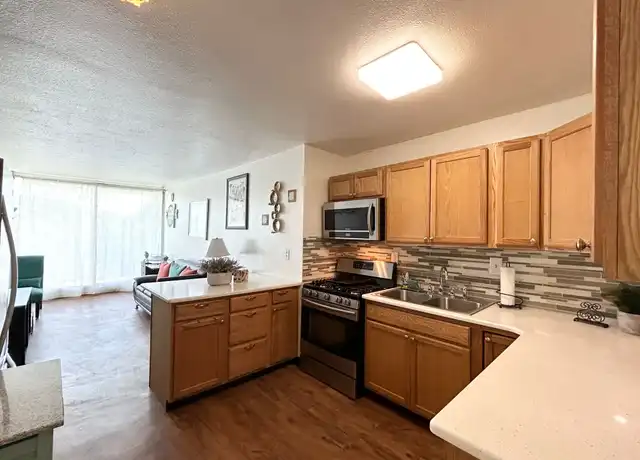 Property at 3900 Ford Rd, Philadelphia, PA, 19131, 1 bed, 1 bath, [object Object]