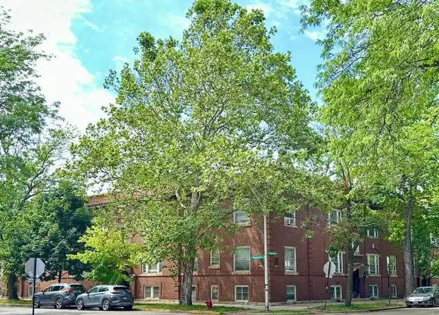 Property at 1400 W Rosemont Ave, Chicago, IL, 60660, 2 beds, 1 bath, [object Object]