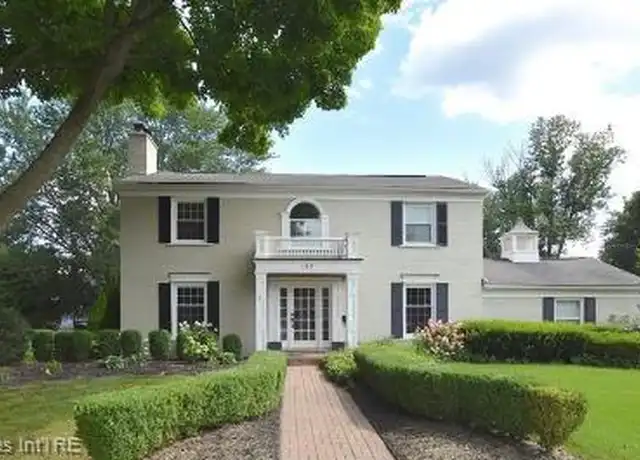 Property at 140 Hamilton Rd, Bloomfield Hills, MI, 48301, 4 beds, 5.5 baths, [object Object]