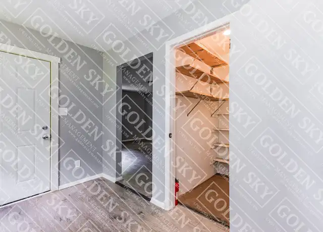 Property at 815 W Memorial Dr Unit 1, Muncie, IN, 47302, 2 beds, 1 bath, [object Object]