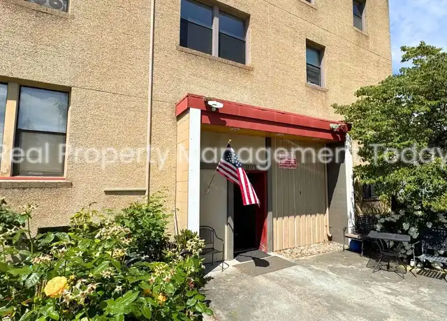 Property at 901 W Main Unit D, Puyallup, WA, 98371, 1 bed, 1 bath, [object Object]