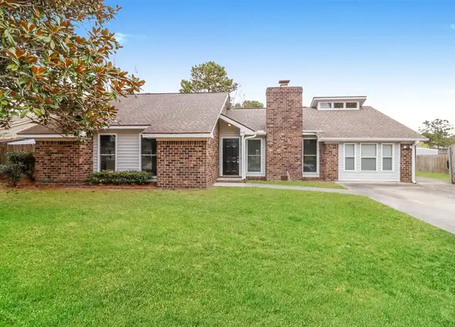 Property at 209 Buckskin Dr, Summerville, SC, 29486, 4 beds, 2 baths, [object Object]