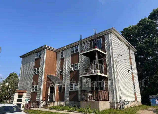 Property at 95 Victor St Unit 4, Woonsocket, RI, 02895, 2 beds, 1 bath, [object Object]