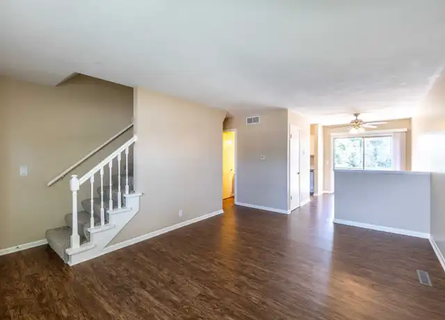 Property at 302 Chateau Dr, Bellevue, NE, 68005, 2 beds, 1.5 baths, [object Object]
