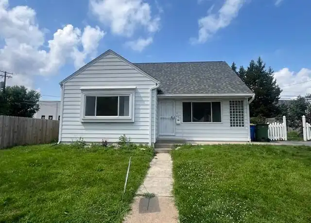 Property at 6 Riddle Rd, Camp Hill, PA, 17011, 3 beds, 2 baths, [object Object]