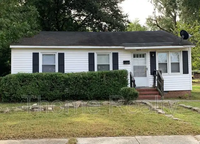 Property at 609 Martin Luther King Jr Dr, Tarboro, NC, 27886, 3 beds, 1 bath, [object Object]