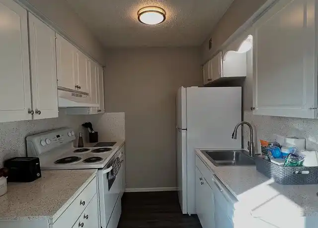 Property at Autumn Ridge Apartments - 1713 S Memorial Dr, Tulsa, OK, 74112, 1-2 bed, 1 bath, [object Object]
