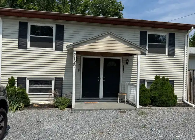Property at 2127 Hollins Rd NE, Roanoke, VA, 24012, 2 beds, 1 bath, [object Object]