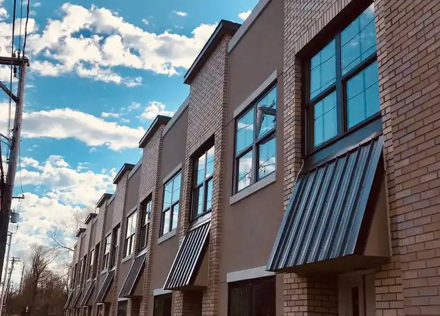Property at 102 Newbury Hollow Ln Unit 209, Syracuse, NY, 13210, 2 beds, 1.5 baths, [object Object]