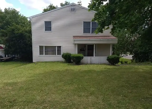 Property at 300 Kinne St Unit 4, East Syracuse, NY, 13057, 1 bed, 1 bath, [object Object]
