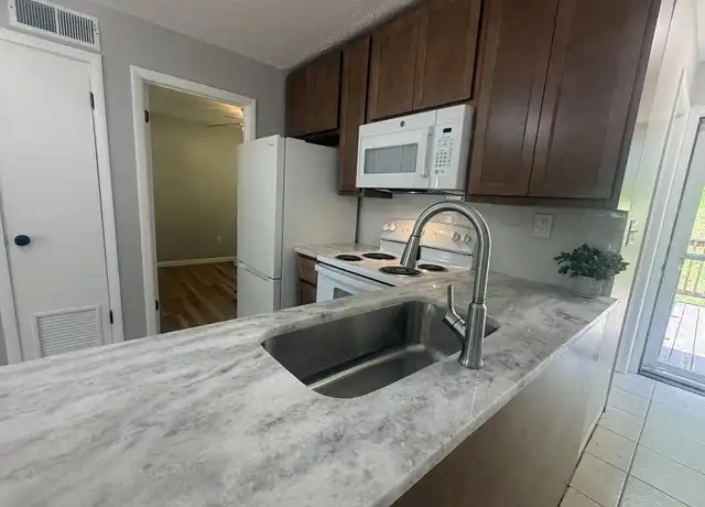 Property at 249 W J St, Edwardsville, IL, 62025, 2 beds, 1 bath, [object Object]