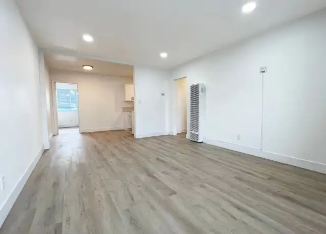 Property at 1346 Walnut Ave Unit 1356, Long Beach, CA, 90813, 2 beds, 1 bath, [object Object]