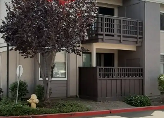 Property at 427 W Laurel Dr Unit L, Salinas, CA, 93906, 2 beds, 2 baths, [object Object]