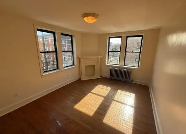 Property at 497 Van Cortlandt Park Ave, Yonkers, NY, 10705, 4 beds, 1 bath, [object Object]