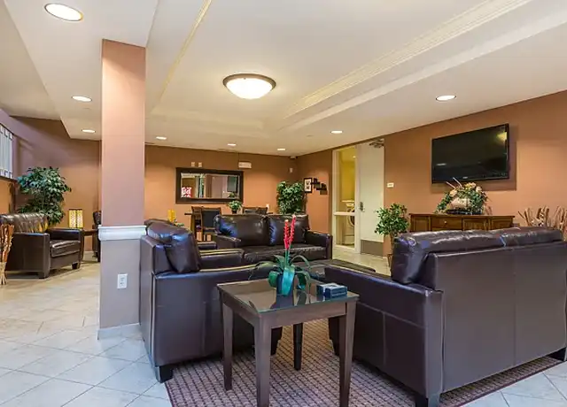 Property at Parkwood Pointe Apartments - 12312 Parkwood Dr, Burnsville, MN, 55337, 0-2 beds, 1-1.5 bath, [object Object]