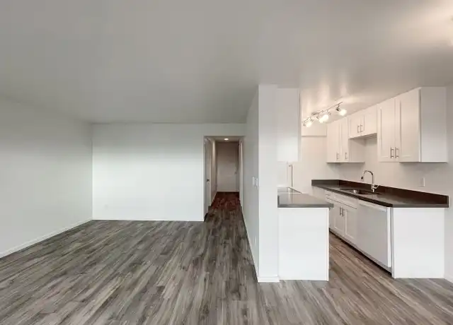 Property at 407 2nd St S Unit 17, Kirkland, WA, 98033, 2 beds, 1 bath, [object Object]