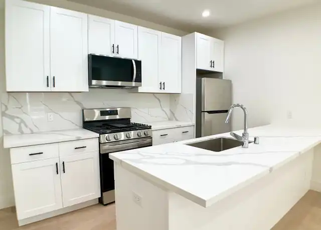 Property at 1601 Beach St Unit 105, San Francisco, CA, 94123, 2 beds, 1 bath, [object Object]