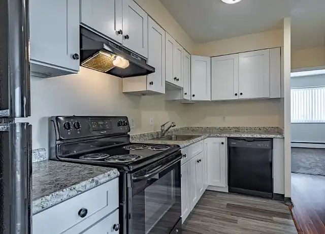 Property at 1 OAK Apartments - 18645 Detroit Ave, Lakewood, OH, 44107, 0 beds, 1 bath, [object Object]