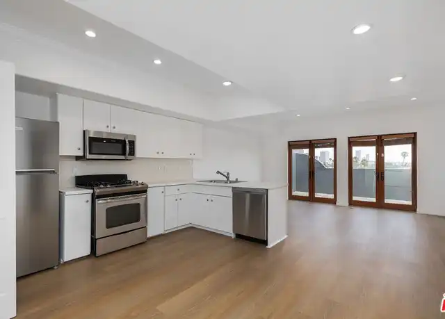 Property at 930 S Robertson Blvd Ste 603, Los Angeles, CA, 90035, 1 bed, 1 bath, [object Object]