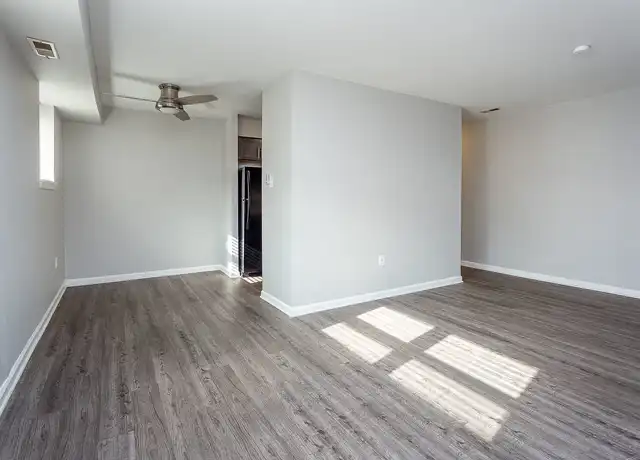 Property at Rosedale Court Apartments - 2223 Florey Ln, Abington, PA, 19001, 1-2 bed, 1 bath, [object Object]