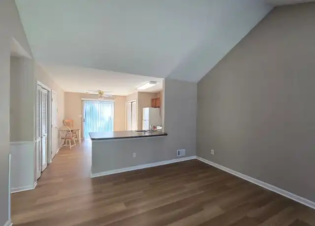 Property at 3710 Locust Ave, Louisville, KY, 40299, 3 beds, 2 baths, [object Object]
