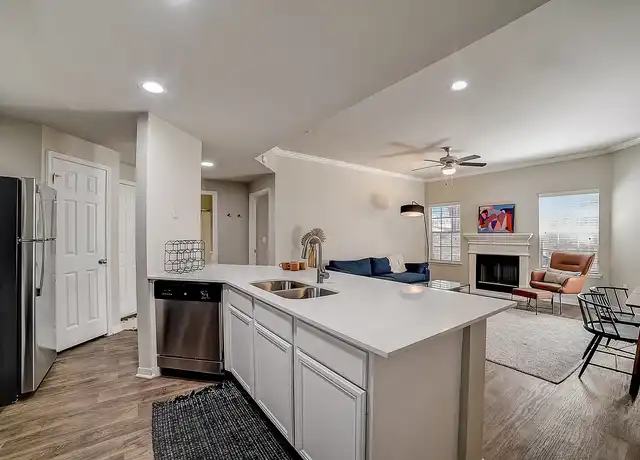 Property at La Mirage - 8050 Oakdell Way, San Antonio, TX, 78240, 2 beds, 1-2 bath, [object Object]